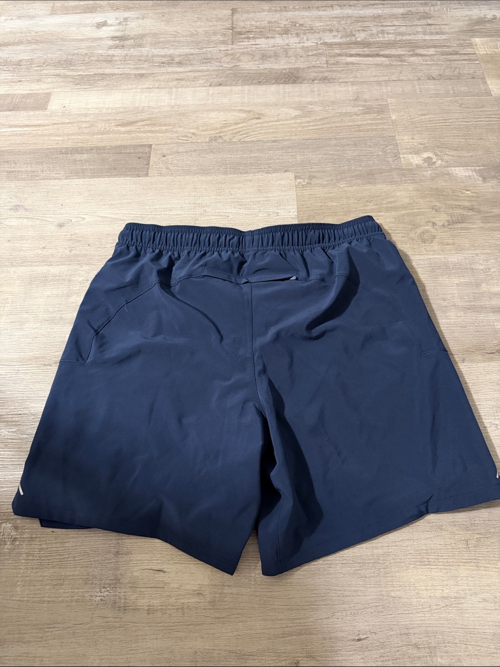 Men’s Smartwool navy blue shorts - Picture 5 of 5